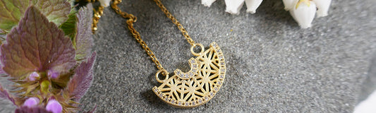 Feminine power, a symbol of the unity of life in nature