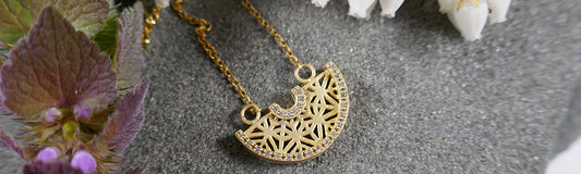Trendy boho-chic fine jewelry
