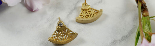 Jewelry and myth as a tool for personal development
