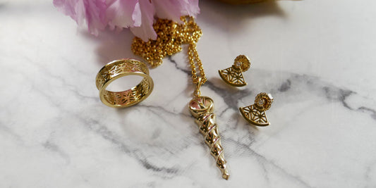 Amulets - ancient jewelry charged with meaning